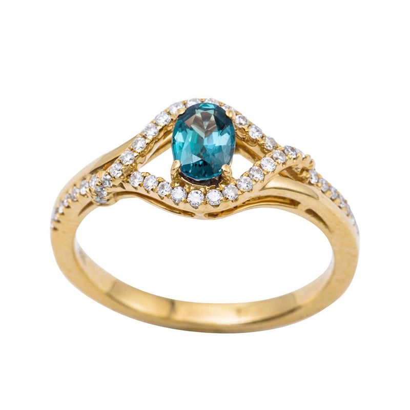 翠绿宝石黄金戒指