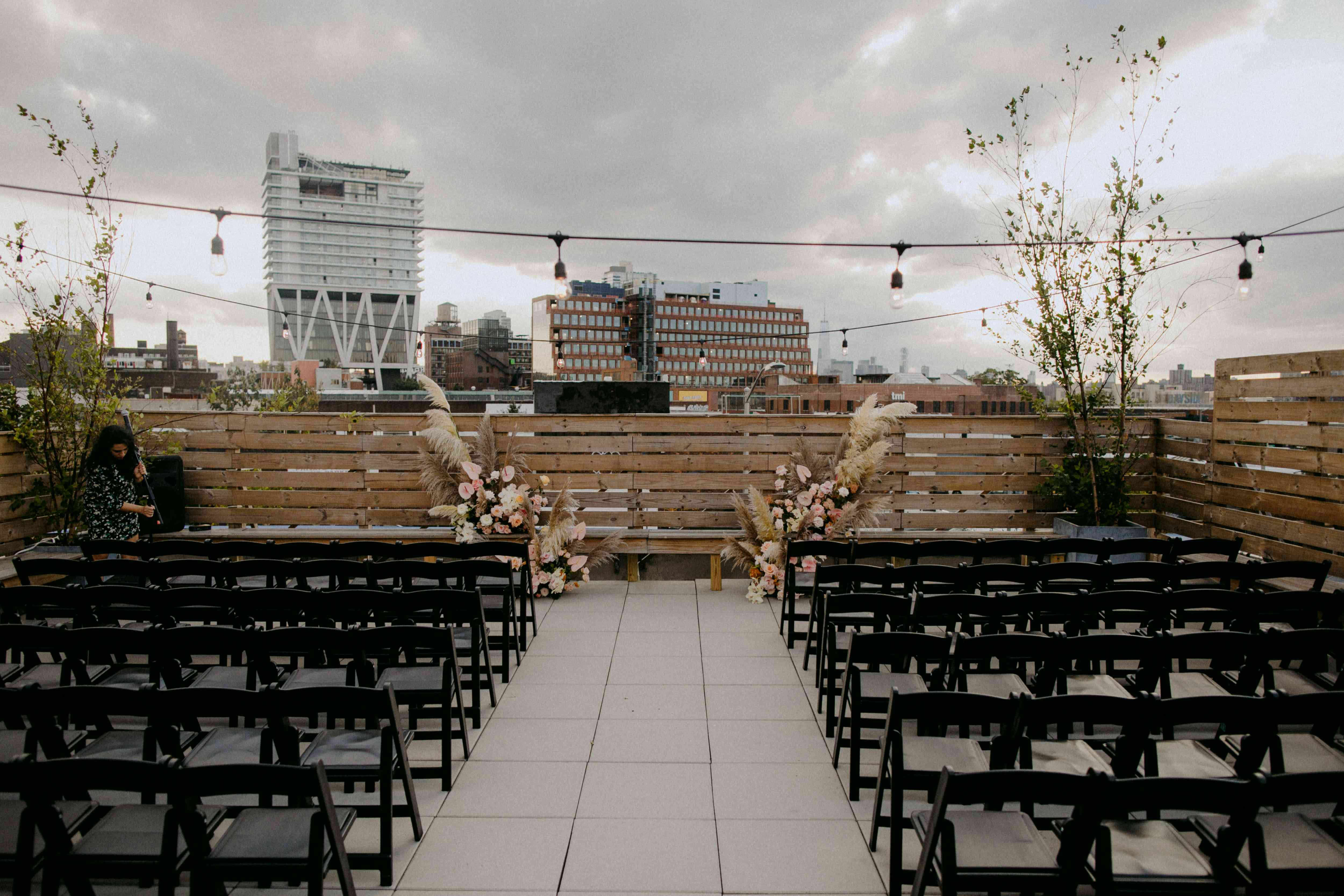 < p >仪式座位< / p > < br > < br >