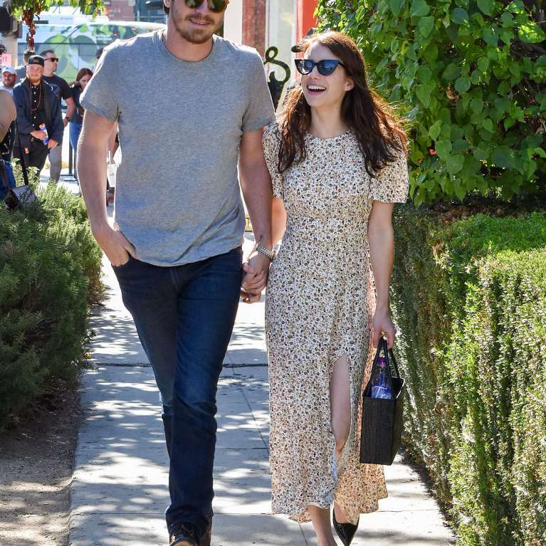 艾玛·罗伯茨和盖瑞特·荷德伦