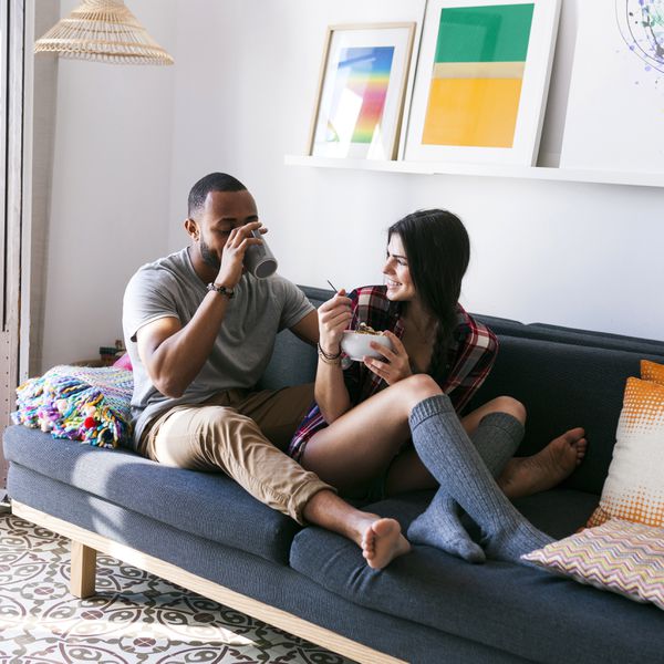 年轻的一对“class=